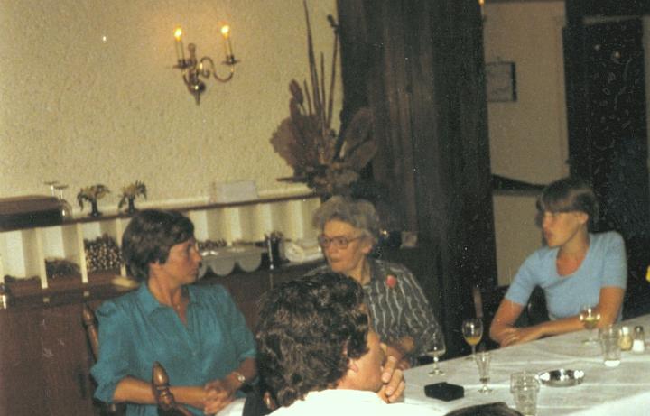 Ria - Jozef - Nel - Sjaan van Peter juni 1980.jpg